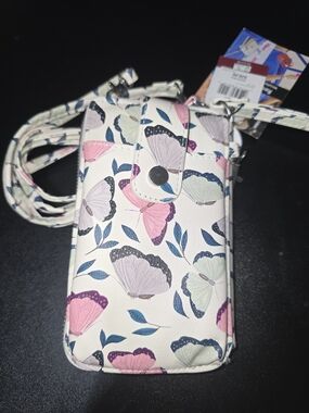 mundi NWT Cream Crossbody Wristlet with Pink, Green & Lavender Butterflies